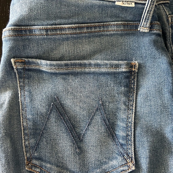 MOTHER Women's The Tripper Ankle Fray Jeans in Light Blue Denim - Picture 2 of 9